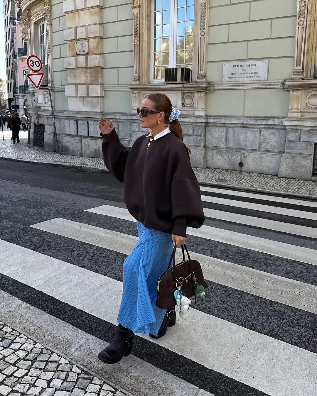 Stylish And Casual Midi Skirt Ensemble