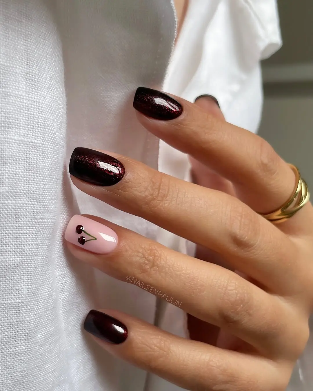 Stylish red and pink nail art design