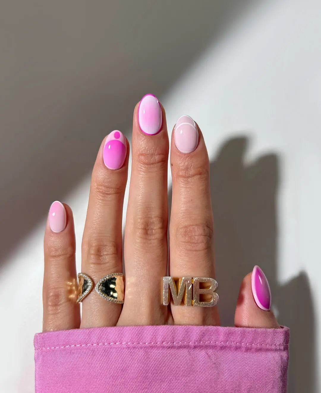 Chic Pink Nail Designs for Trendy Looks