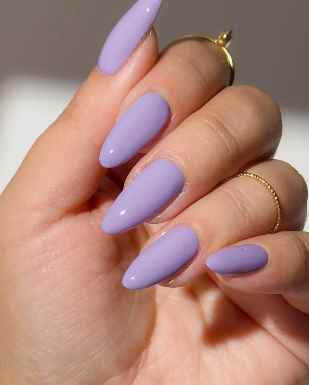 Trendy Lilac Nail Design for Elegant Vibes