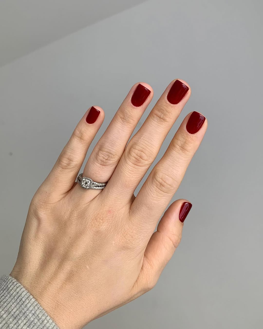 Elegant red nails perfect for any occasion
