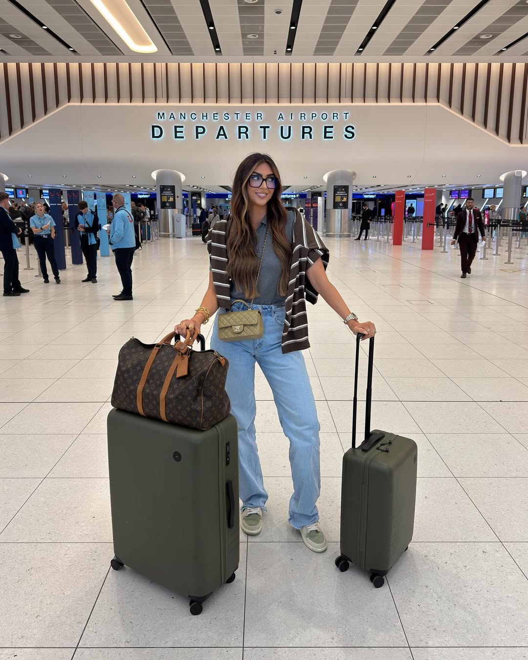 Chic and comfortable travel ensemble for airports