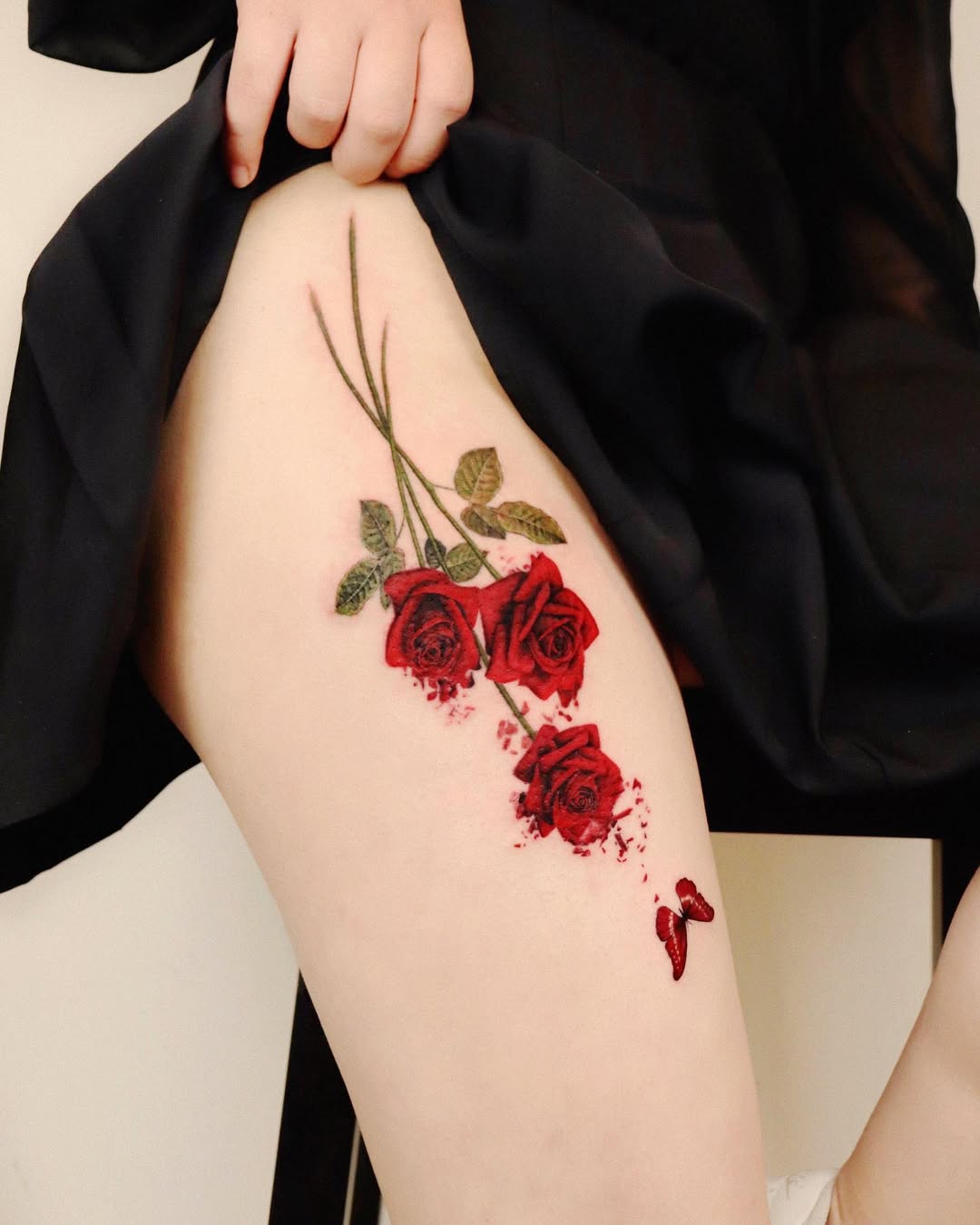 Stunning Red Roses Thigh Tattoo Design