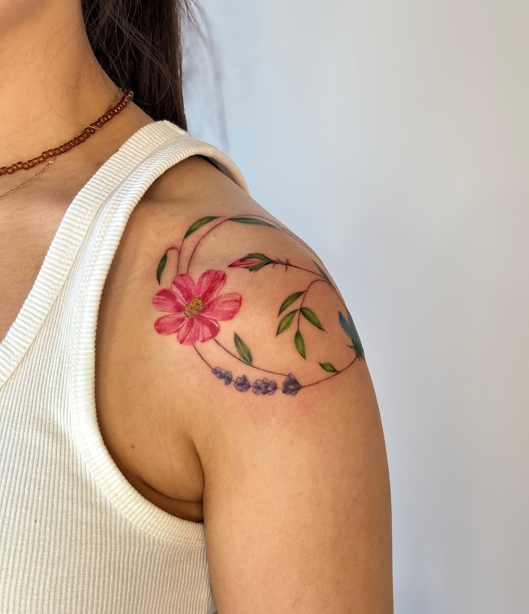 Vibrant Floral Design Adorning the Shoulder