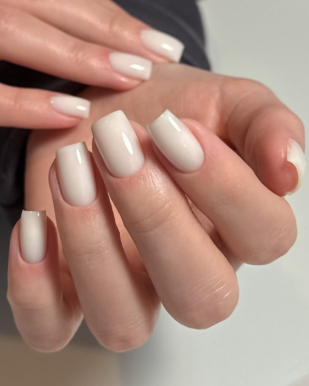 Elegant white square nails with a glossy finish