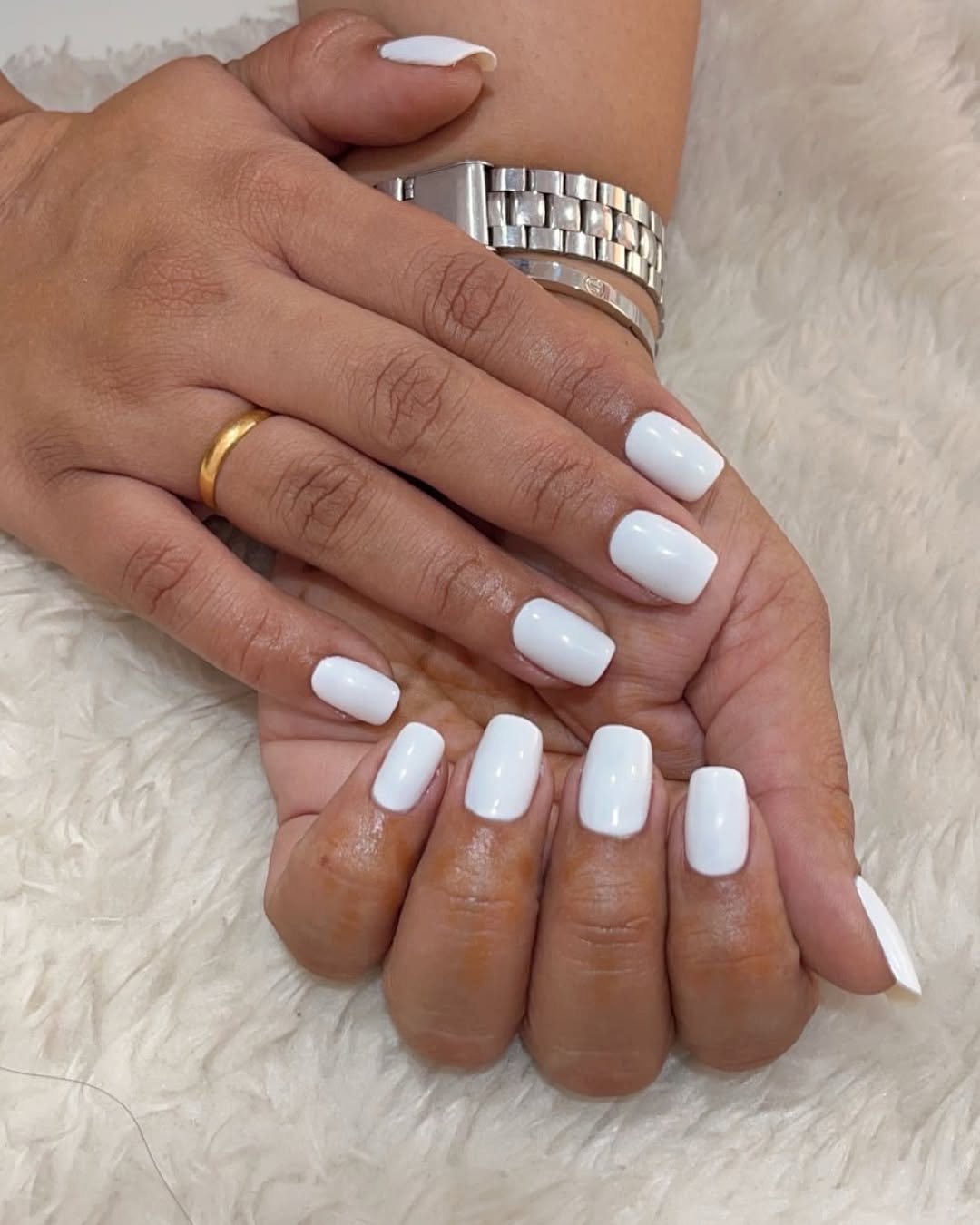 Elegant white nails with a chic touch