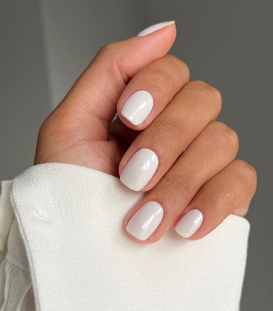 Sleek and Elegant White Nail Design Idea
