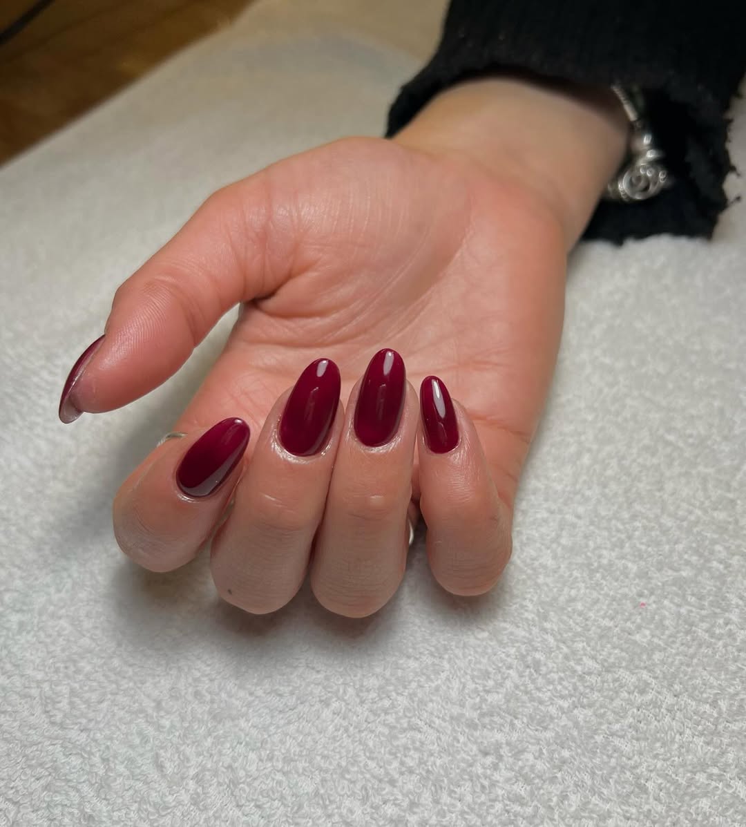 Elegant Burgundy Nails with Glossy Finish