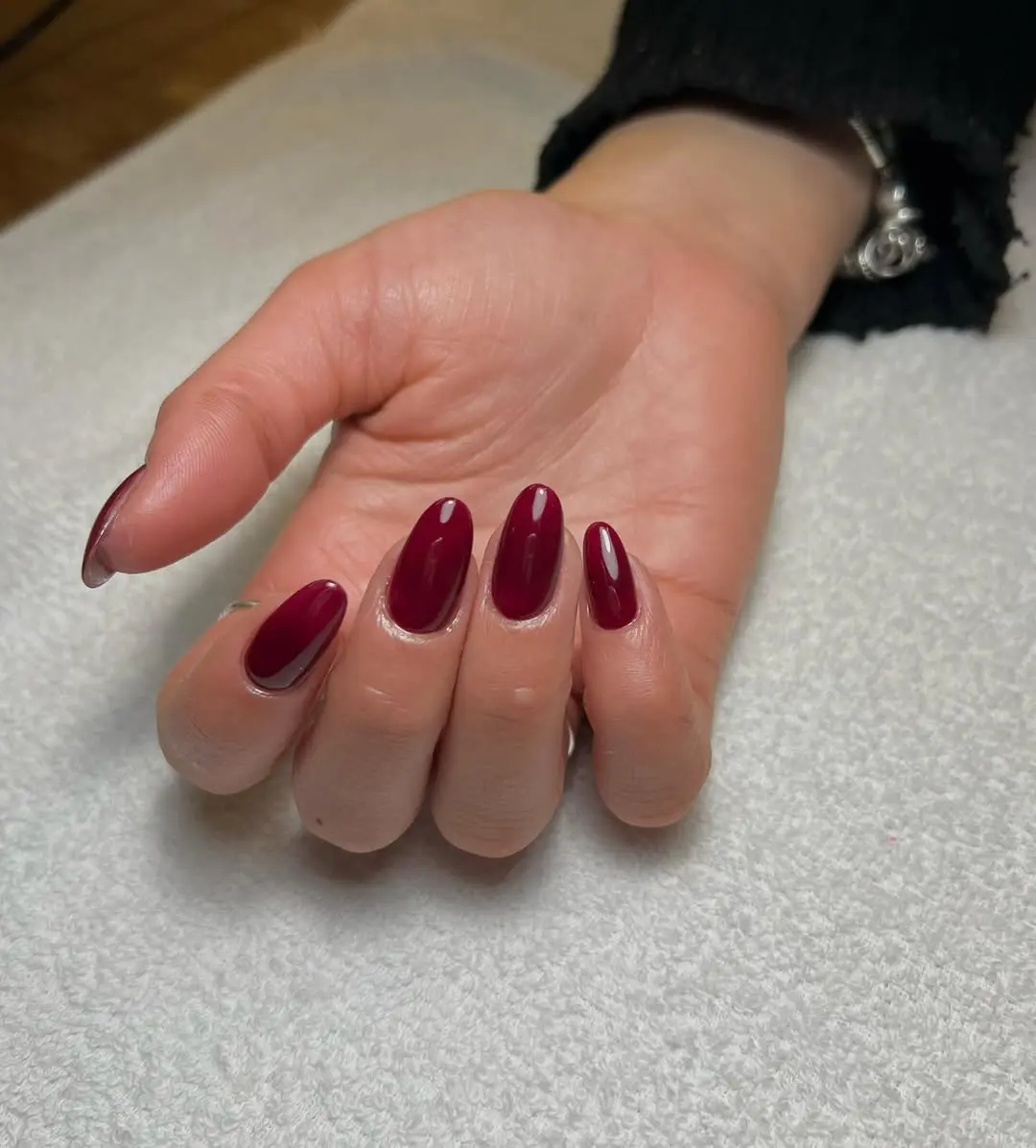 Elegant Burgundy Nails with Glossy Finish