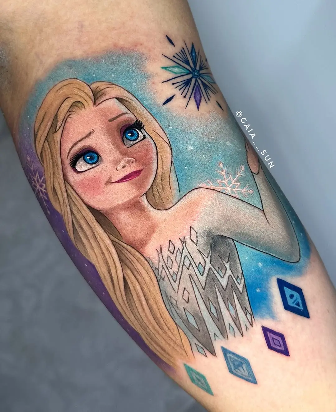 Vibrant Elsa Tattoo Reflecting Frozen's Magic