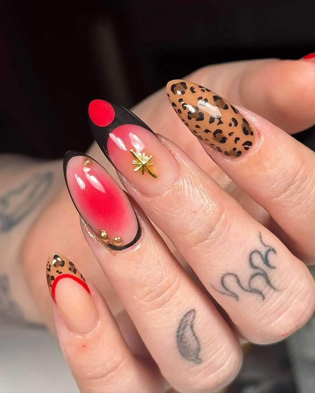 Chic leopard print with vibrant red accents