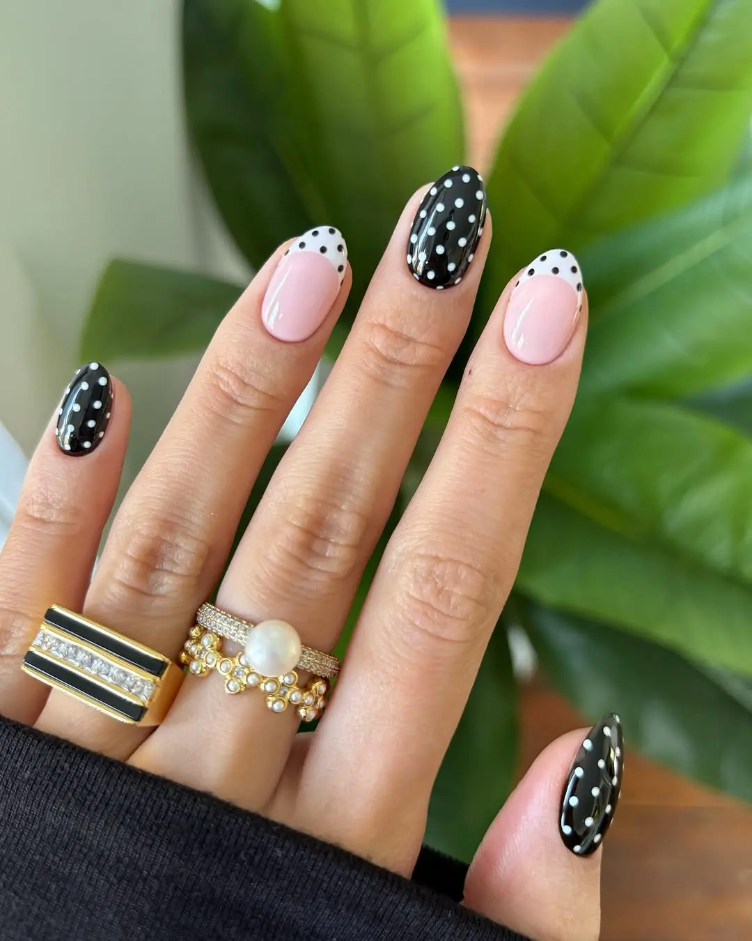 Chic summer nails with playful polka dots