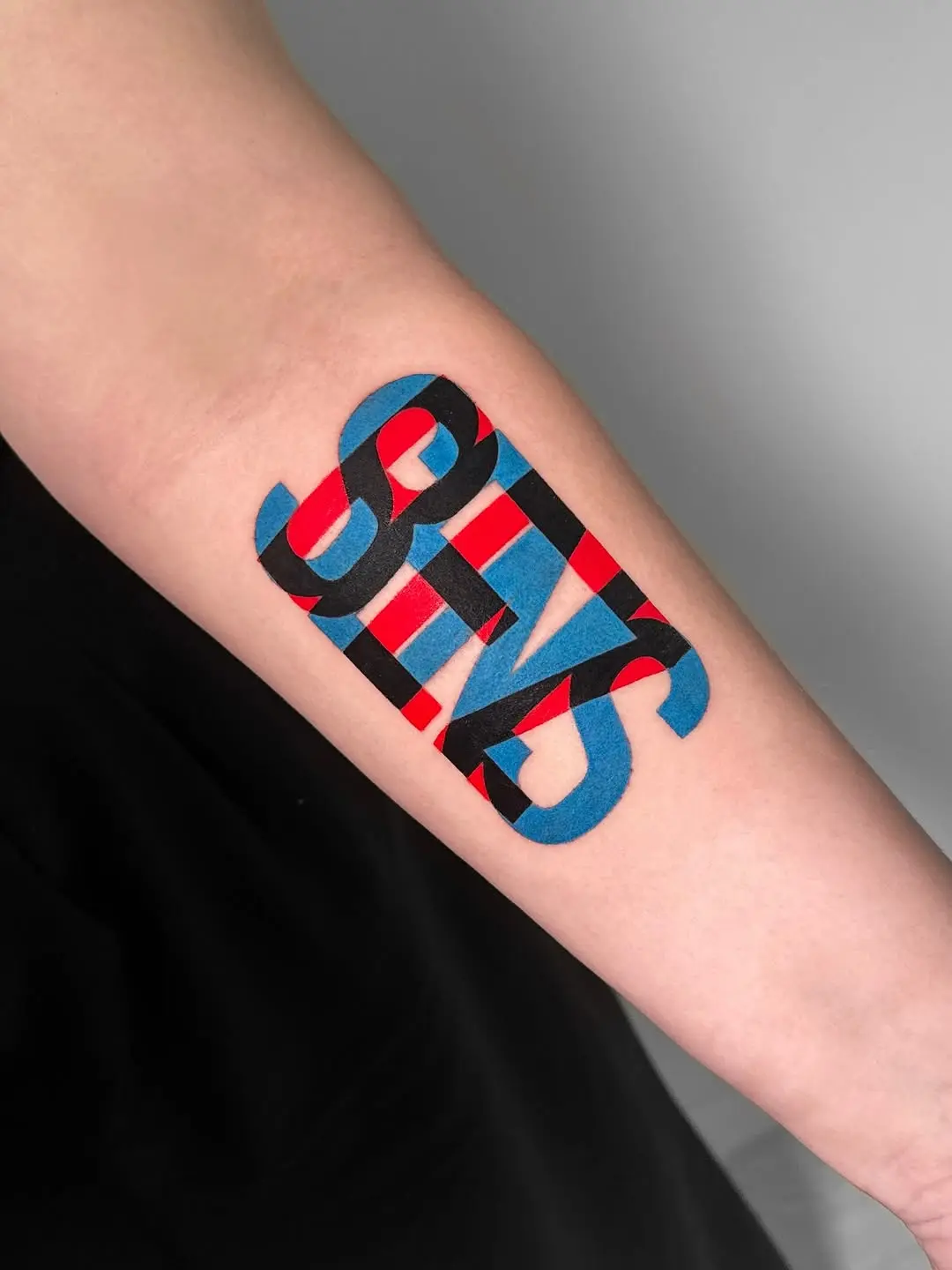 Striking 3D tattoo with bold colors.