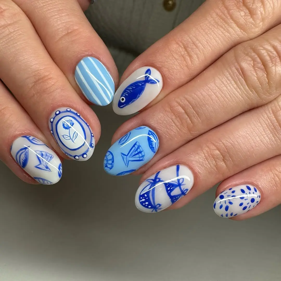Charming Blue Nautical Nail Art Ideas