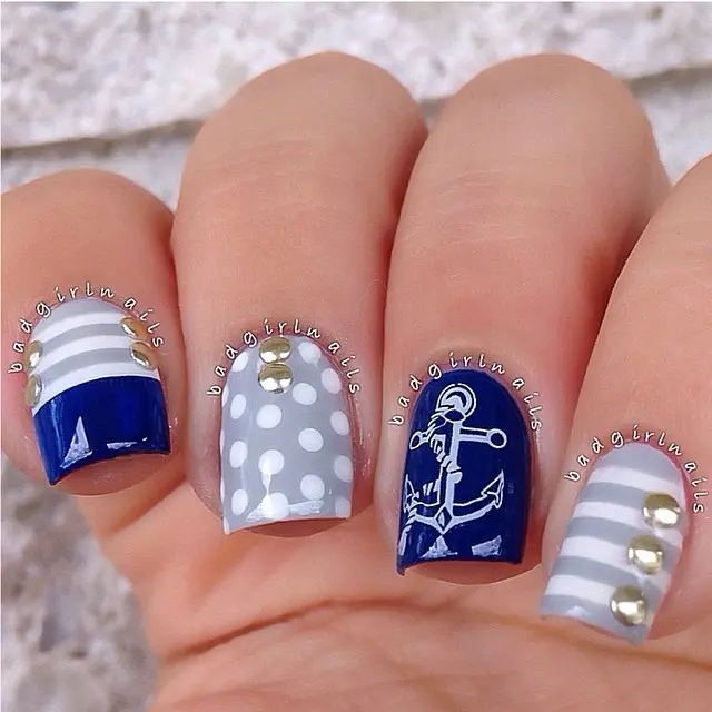 Chic nautical-themed nail art design
