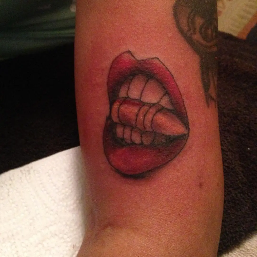 Bold and expressive lips tattoo design inspiration
