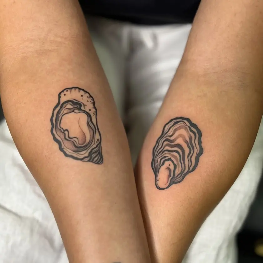 Elegant Oyster Tattoos in Black Line Art