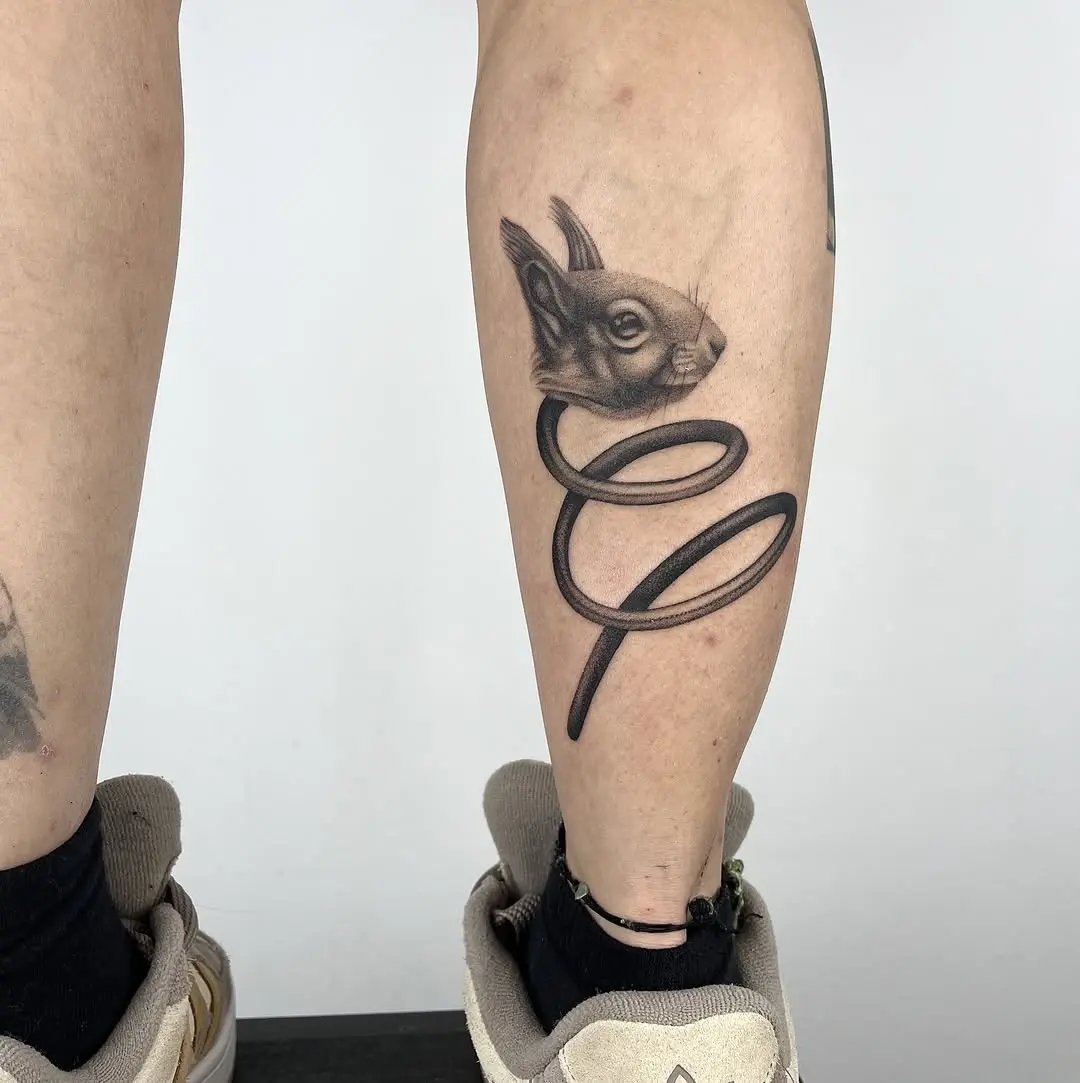 Artful Squirrel Tattoo with Fluid Lines