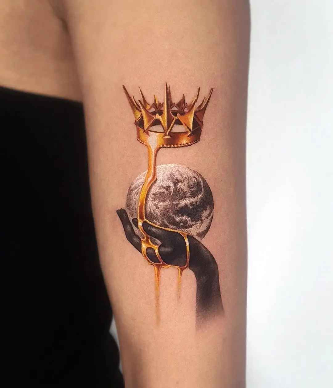 Majestic Earth Crowned with Royal Elegance