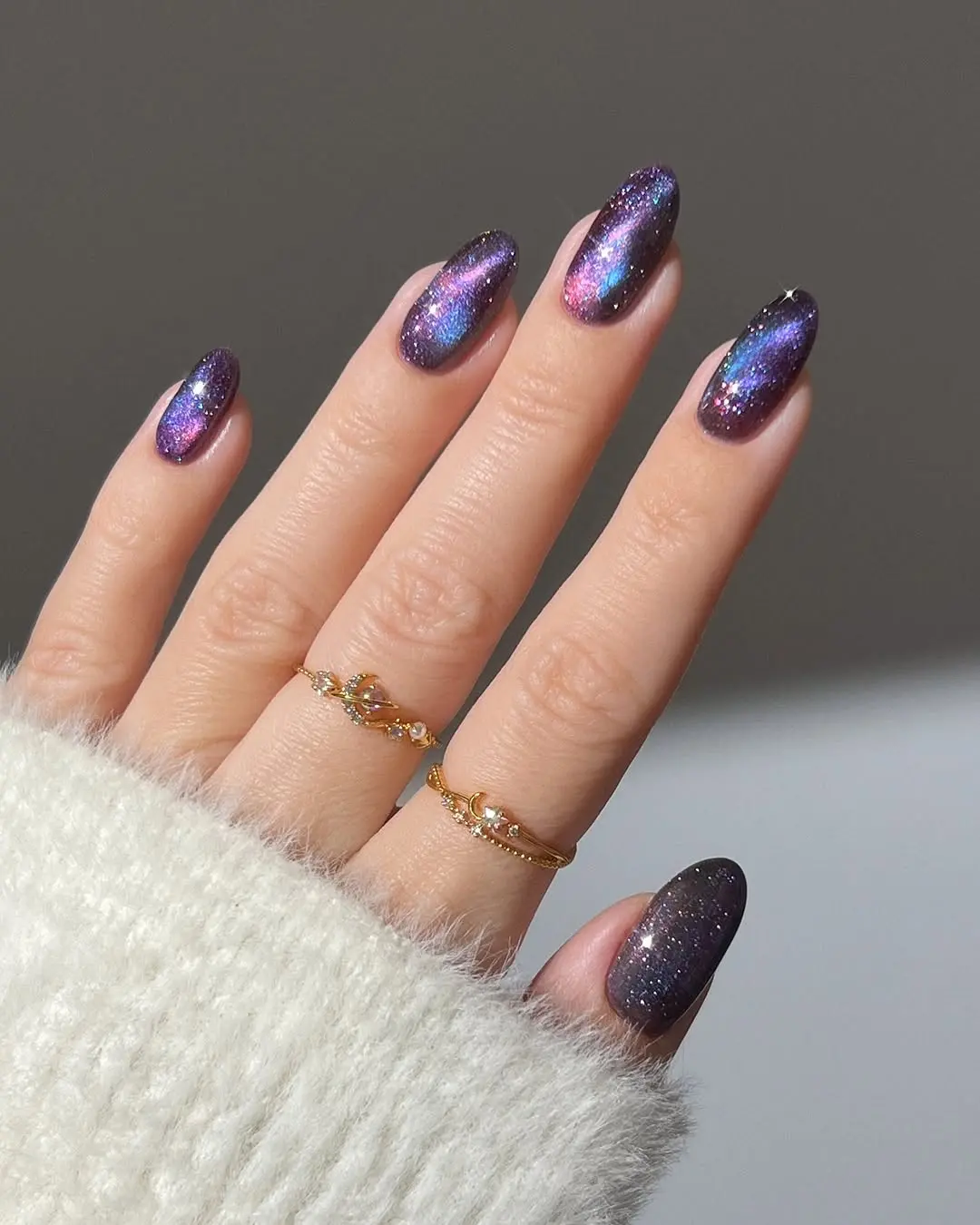 Mesmerizing galaxy-inspired nail art design