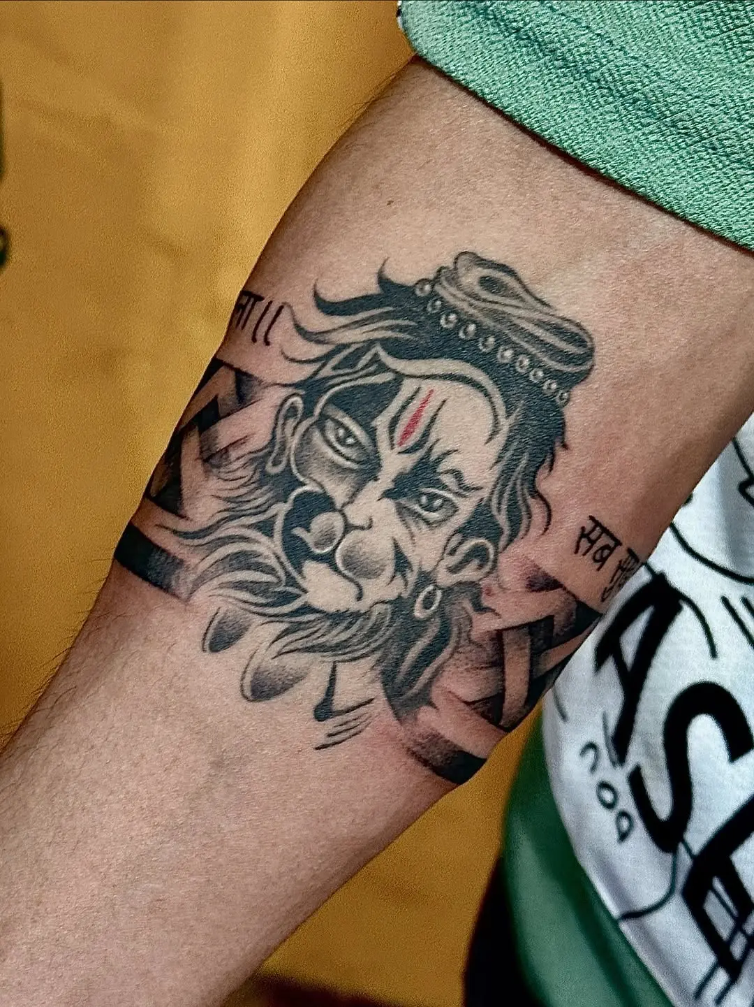 Intricate Ganesha armband tattoo design
