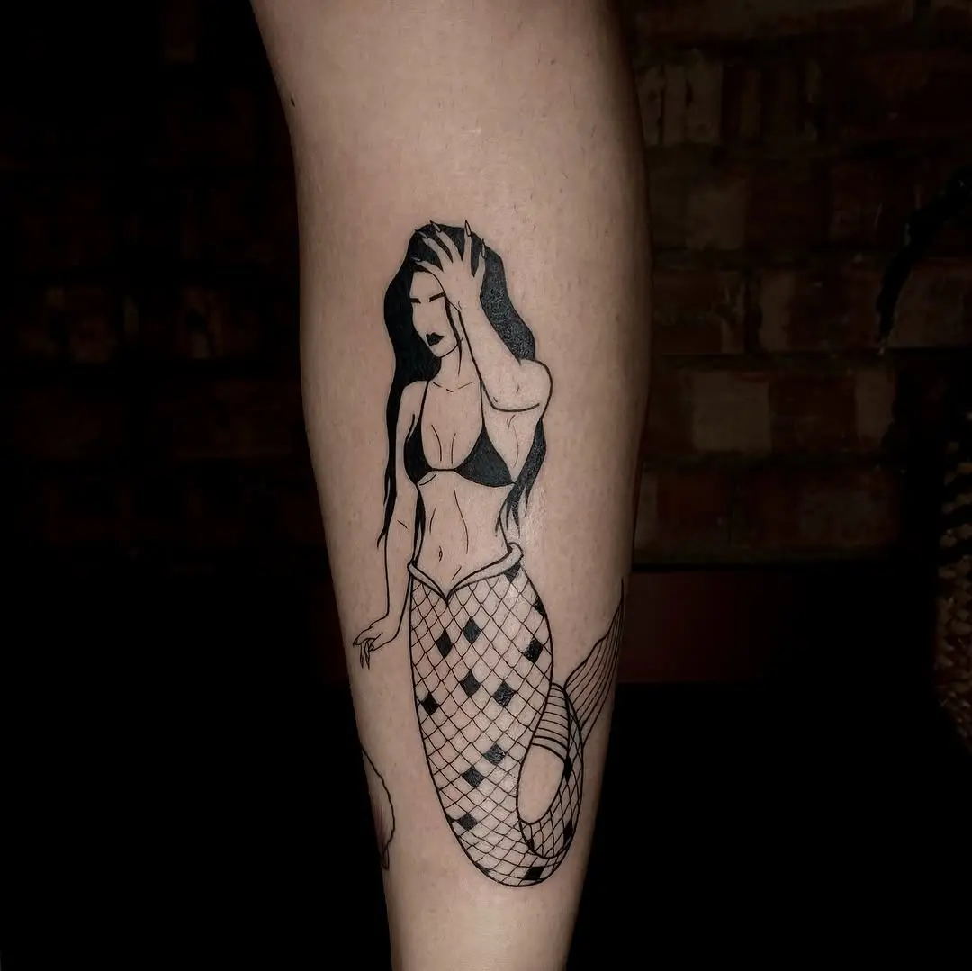 Stunning Mermaid Design on Shin Tattoo