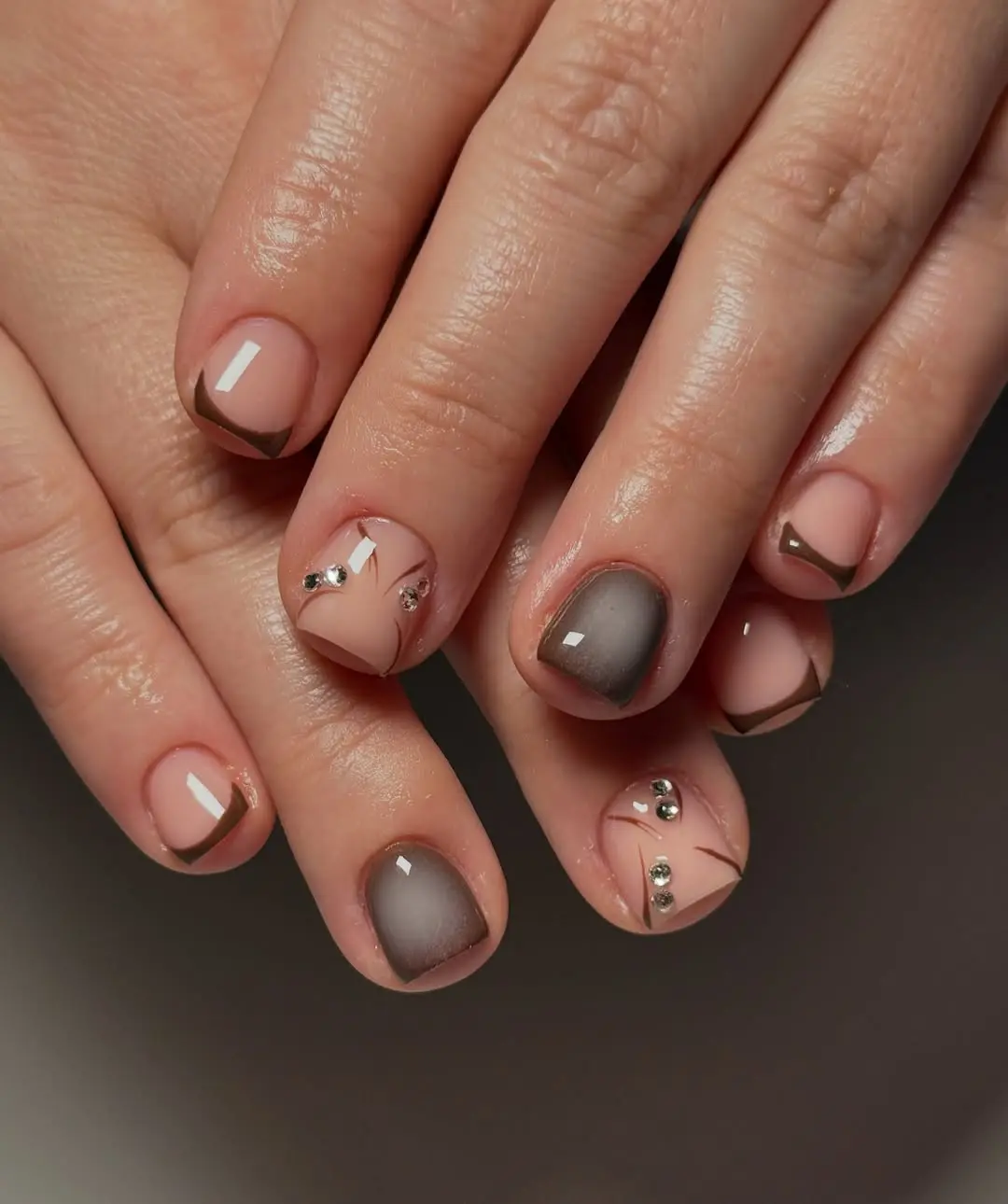 Chic Short Nails with Elegant Designs