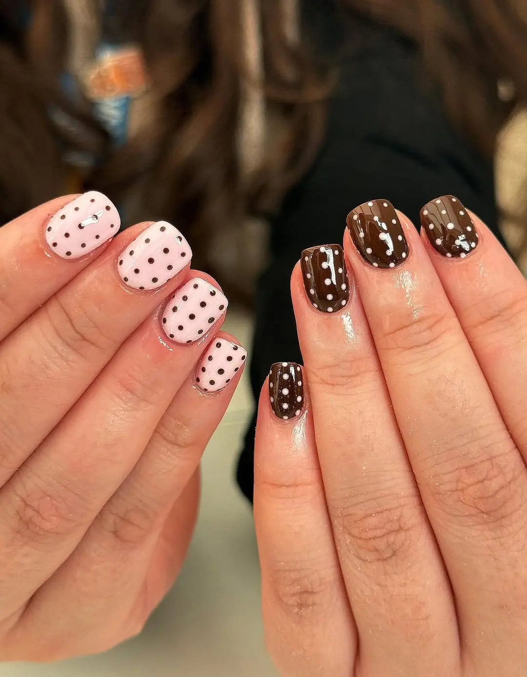 Charming short nails with playful polka dots