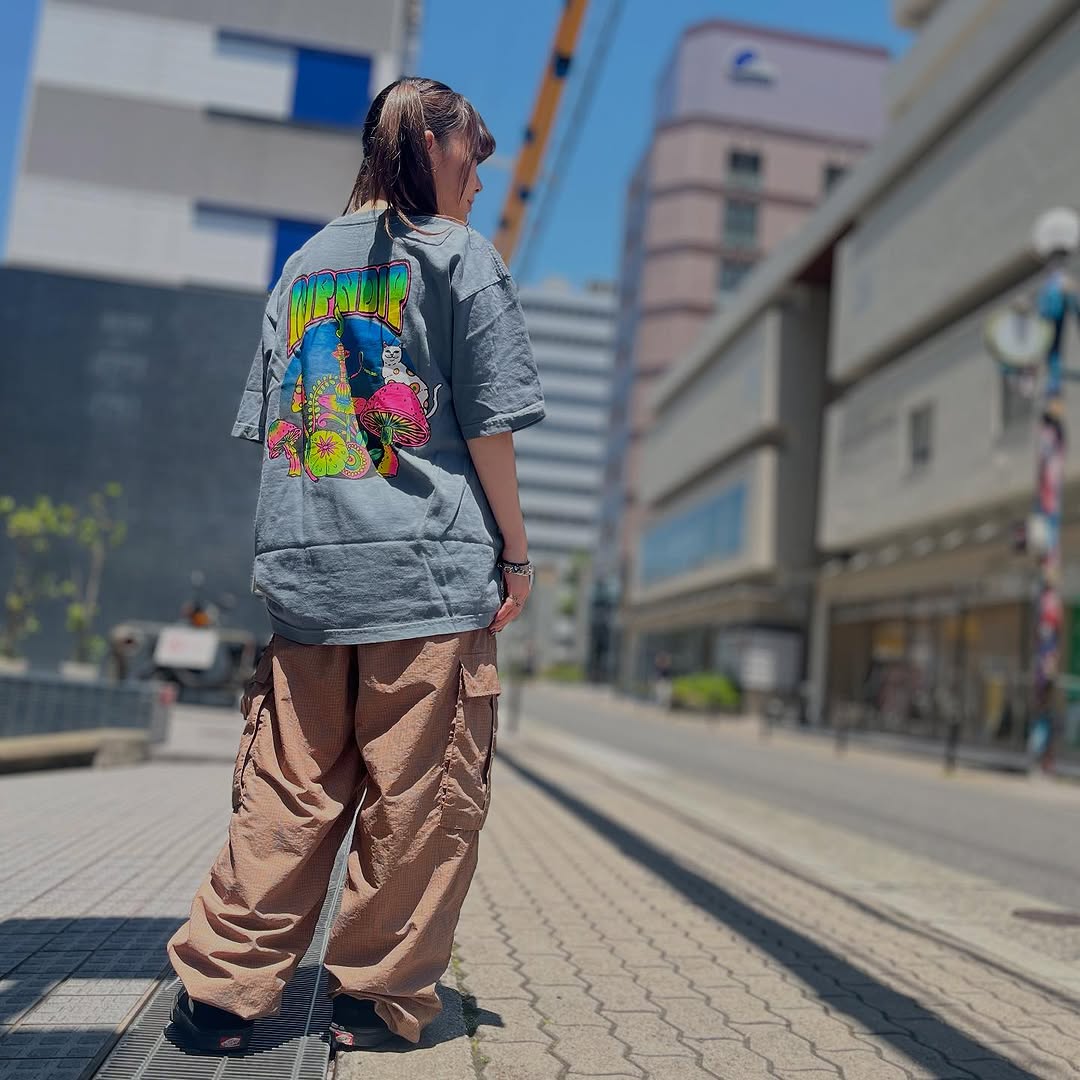 Bold Graphic Tee Paired with Cargo Pants