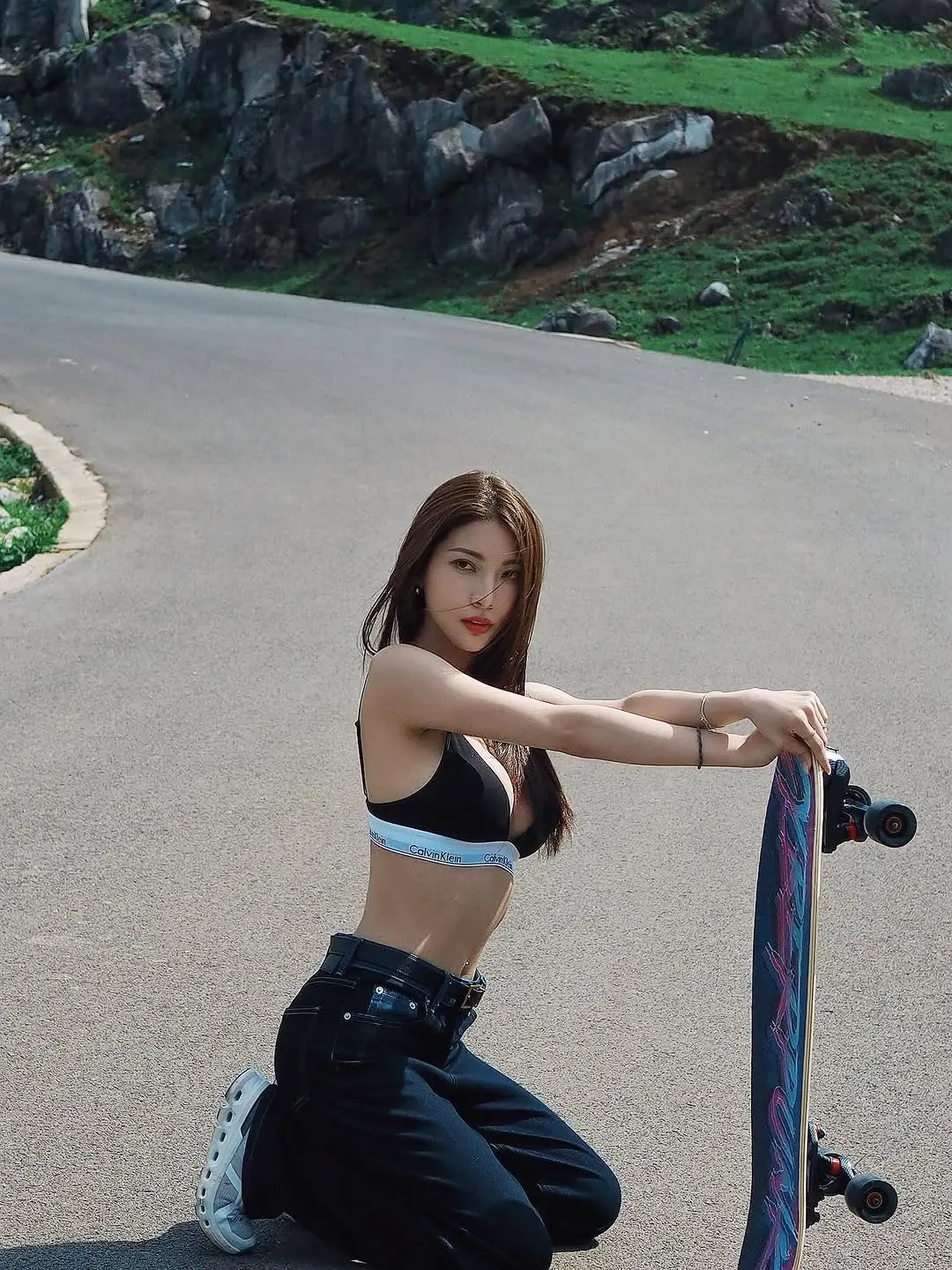 Chic and sporty skatewear for urban settings