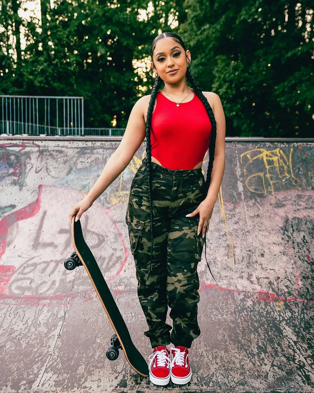 Bold and fresh skate style for confident skaters