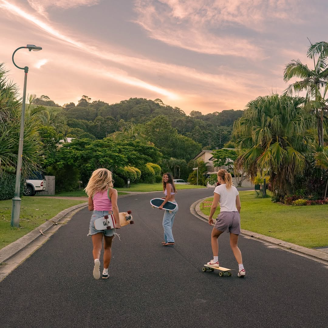 Trendy Skate Outfits for a Summer Vibe