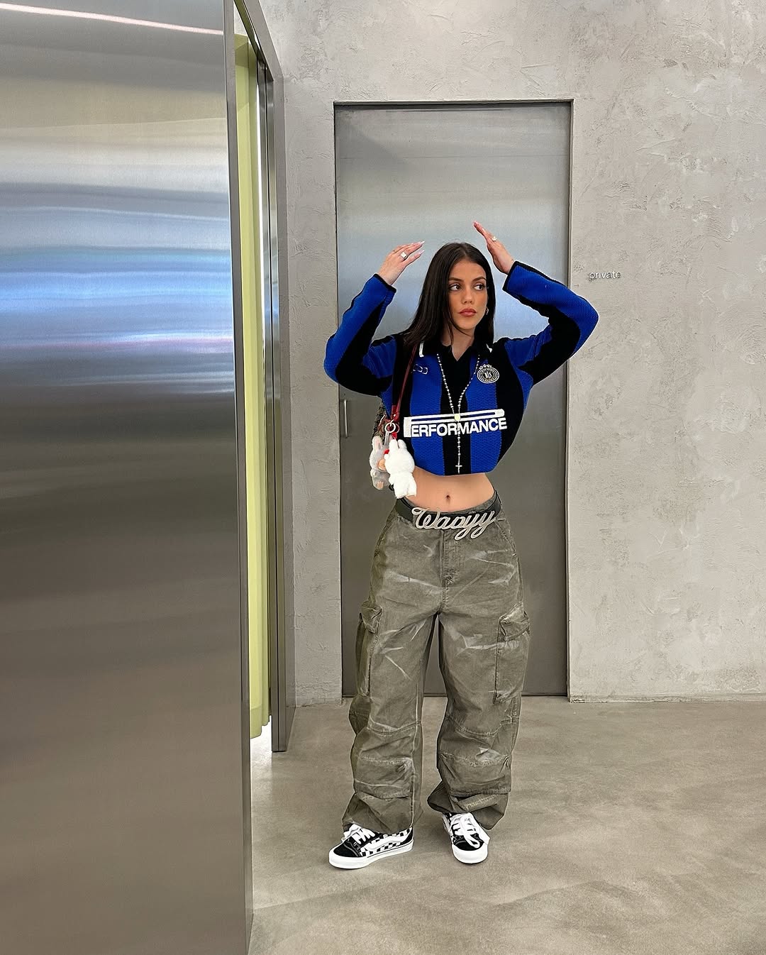 Chic Skate Style with a Modern Twist