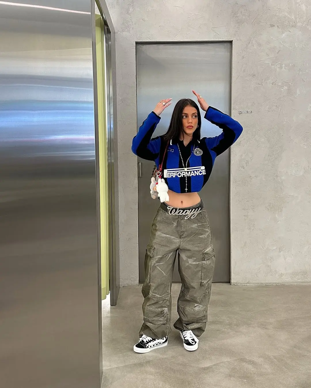 Chic Skate Style with a Modern Twist