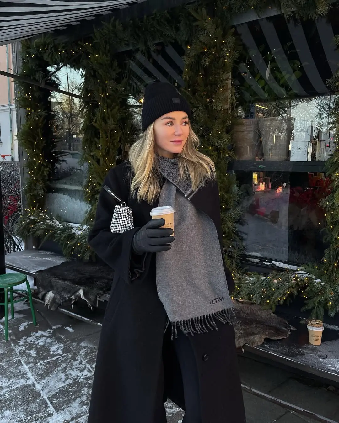 Sleek winter look for a chic outing
