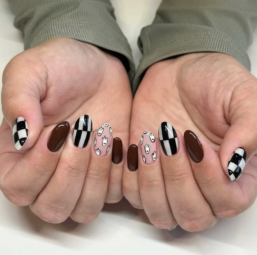 Chic Winter Nail Art with Warm Tones