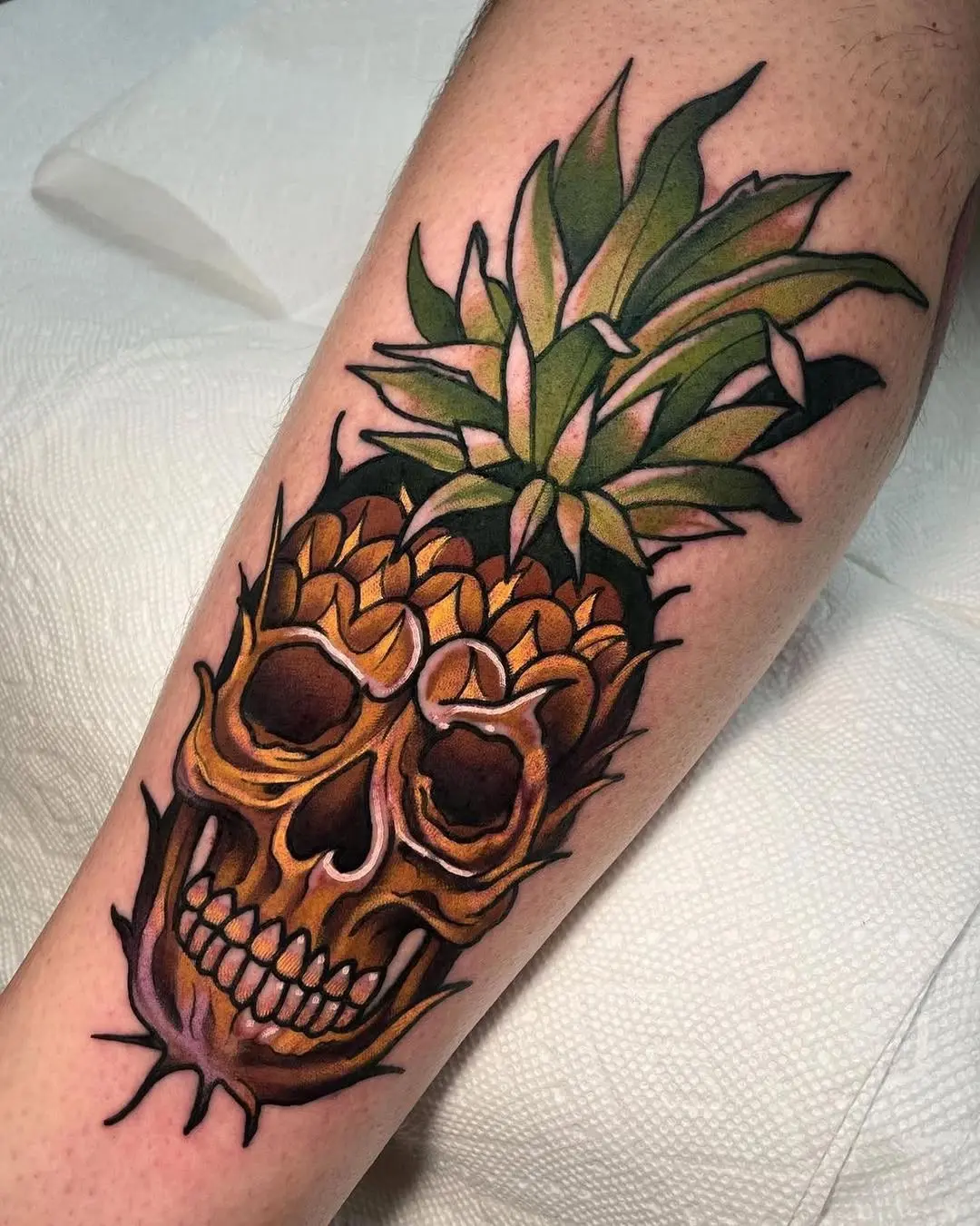 Unique blend of pineapple and skull aesthetics