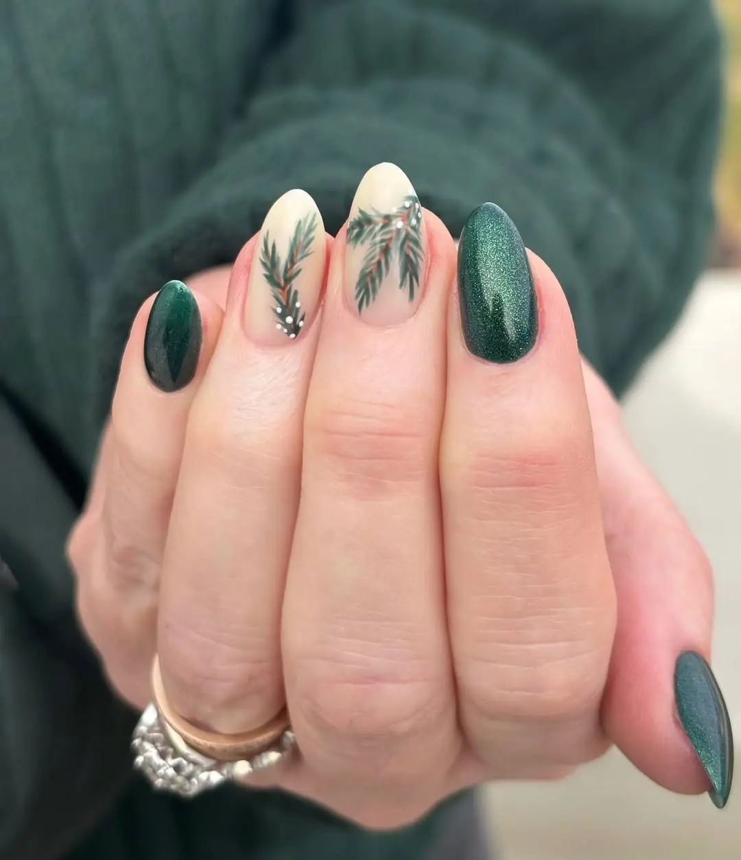 Elegant Green Nails with Seasonal Foliage Accents