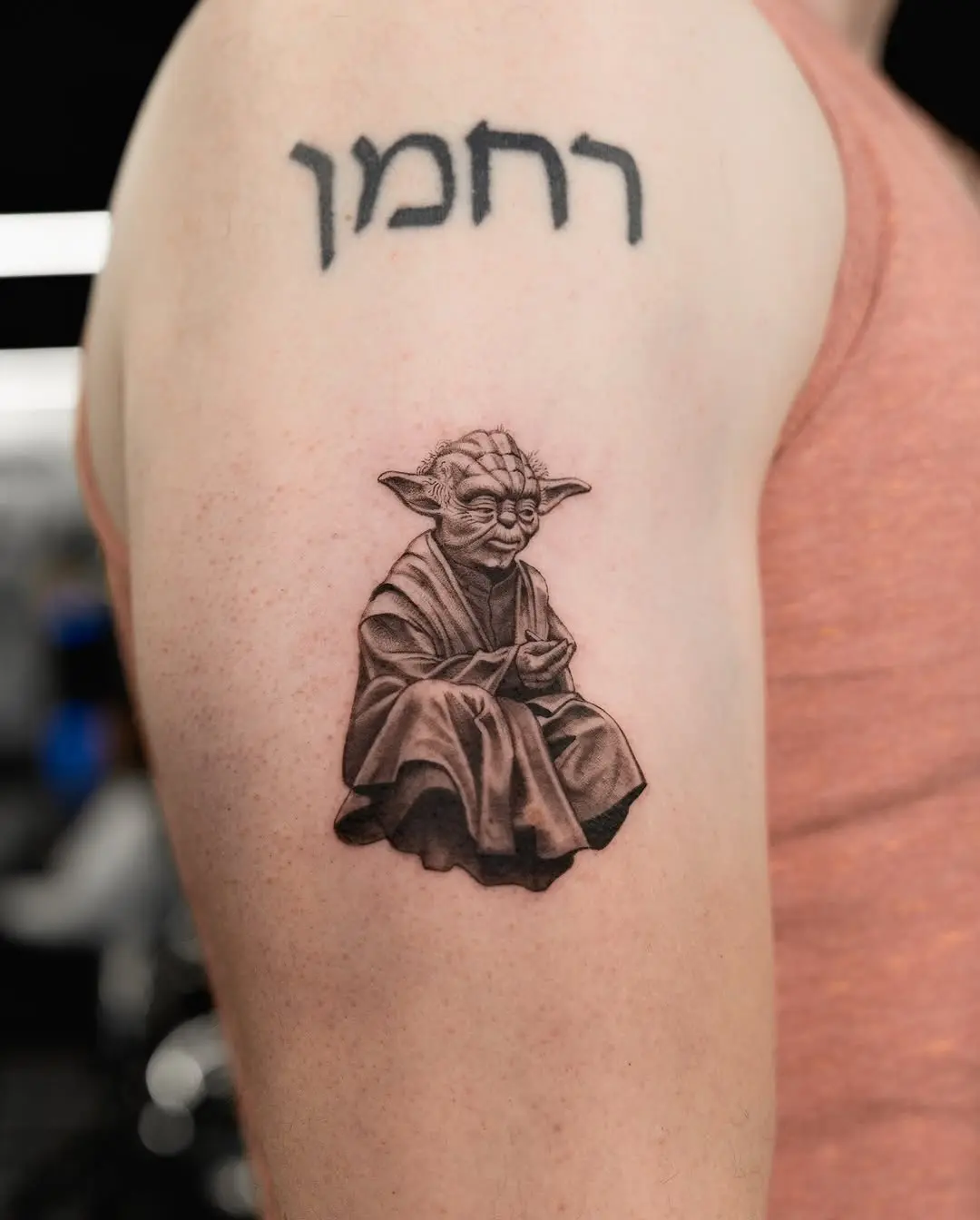 Stylish Yoda Tattoo with Textural Details
