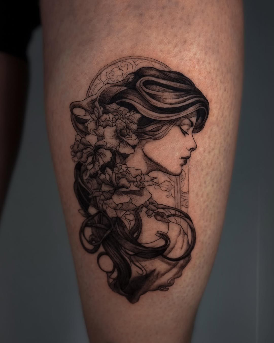 Elegant Art Nouveau Woman with Floral Accents
