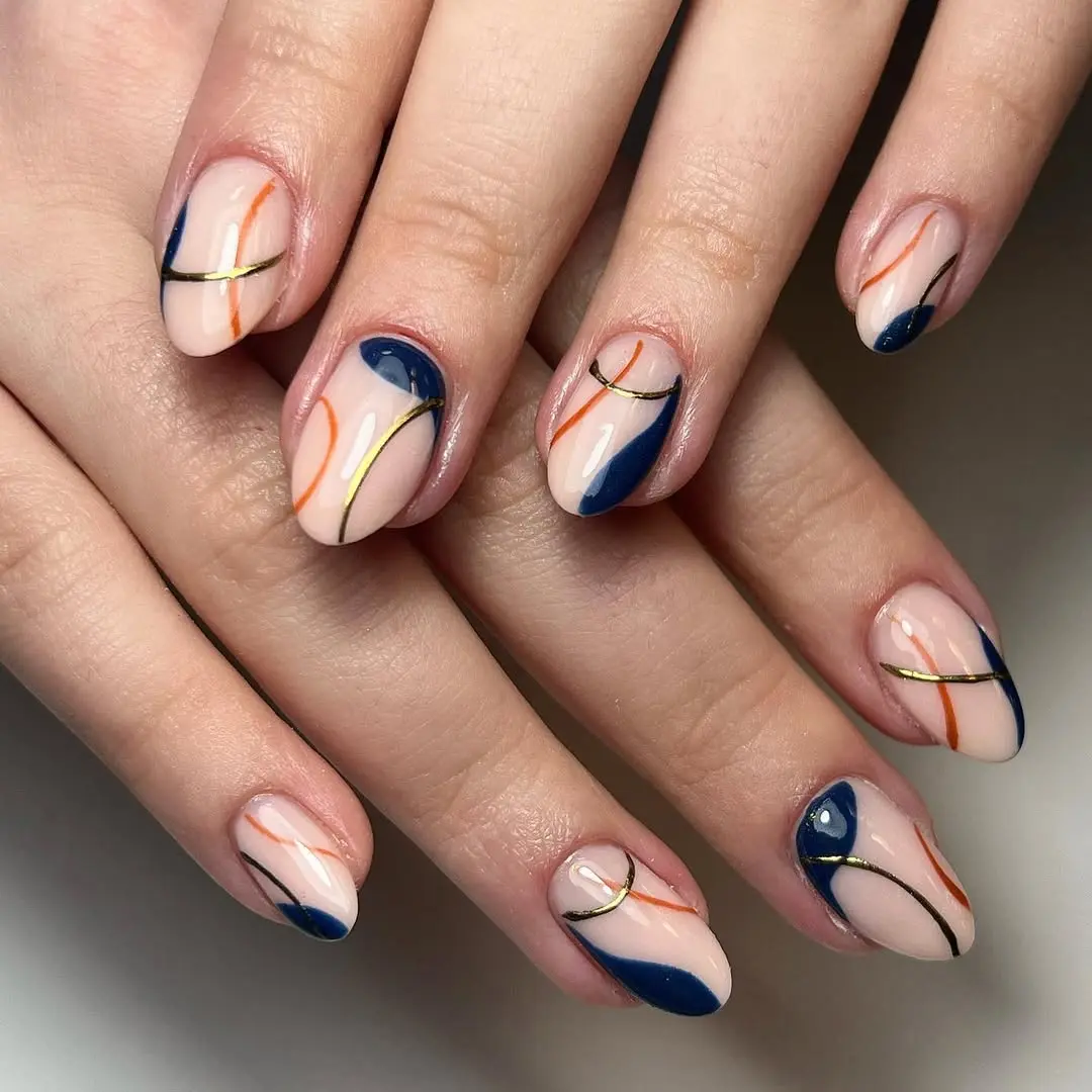 Stunning Aztec-Inspired Nail Art Design