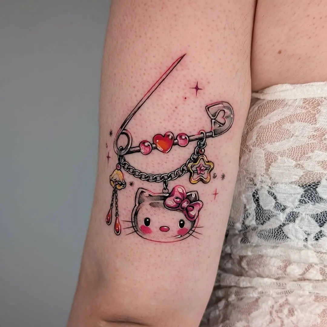 Charming Hello Kitty Design with Accessories