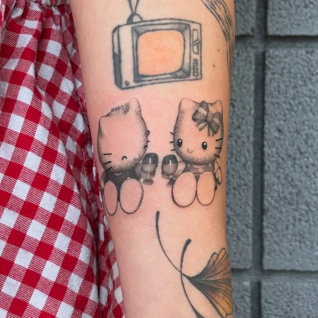 Charming Hello Kitty Tattoo with Sunglasses Duo