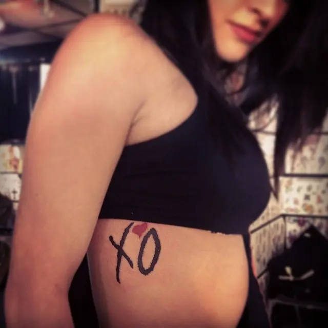 Chic XO Tattoo for Personal Expression