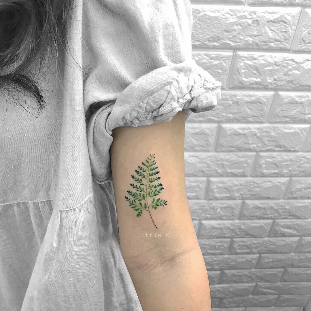 Stunning fern leaf tattoo showcasing nature's beauty