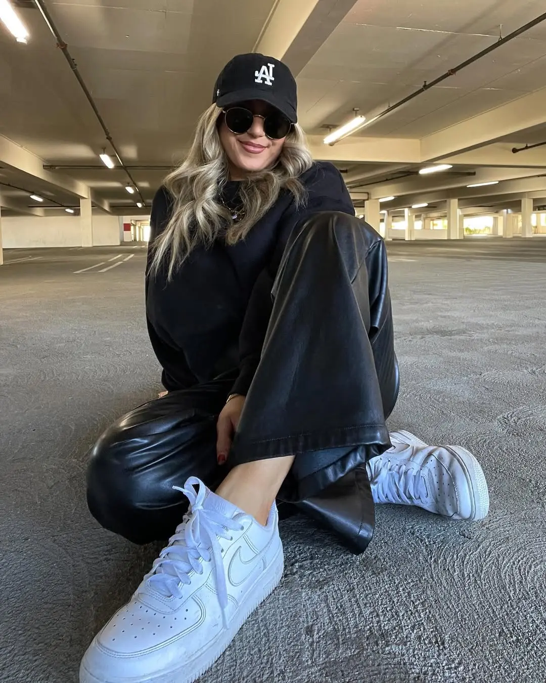 Trendy Street Style with Leather Pants