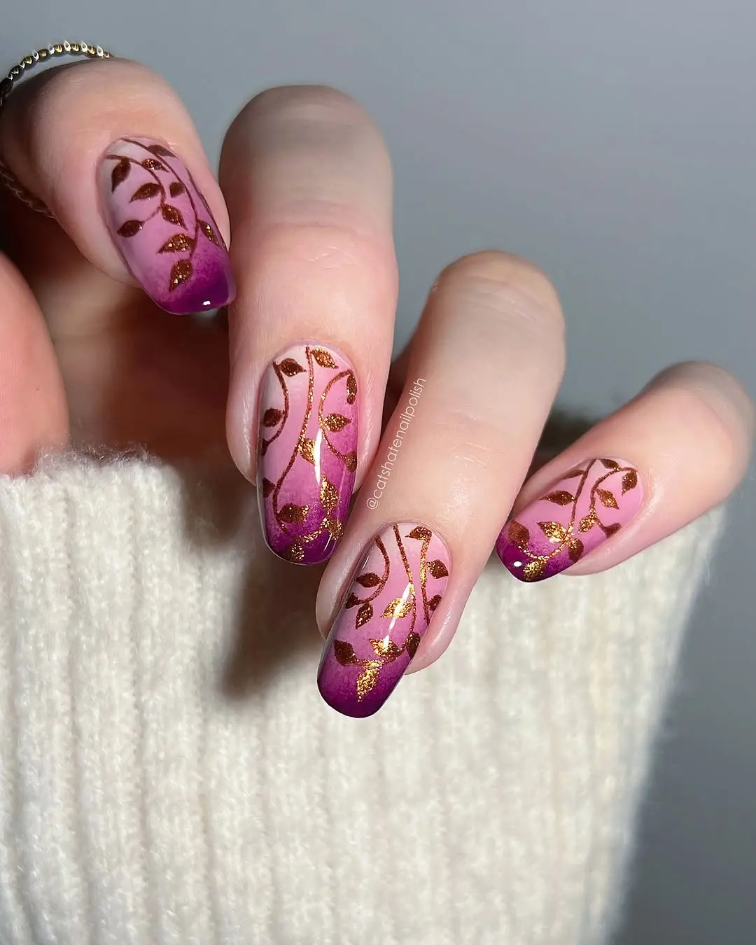 Elegant floral gradient nail art design