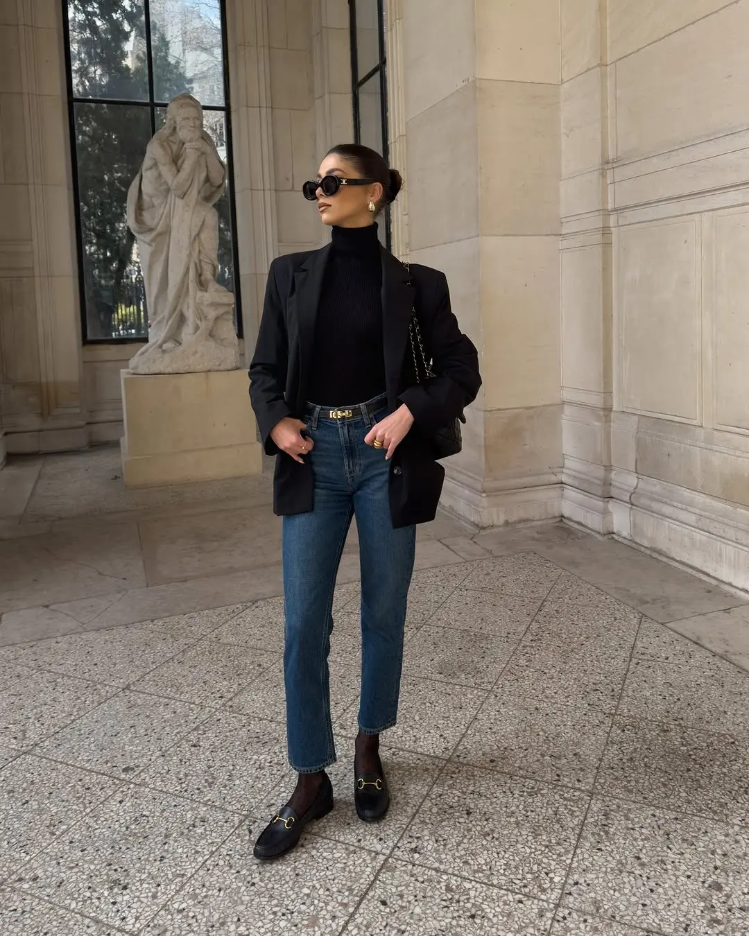 Effortlessly chic black blazer and denim vibe