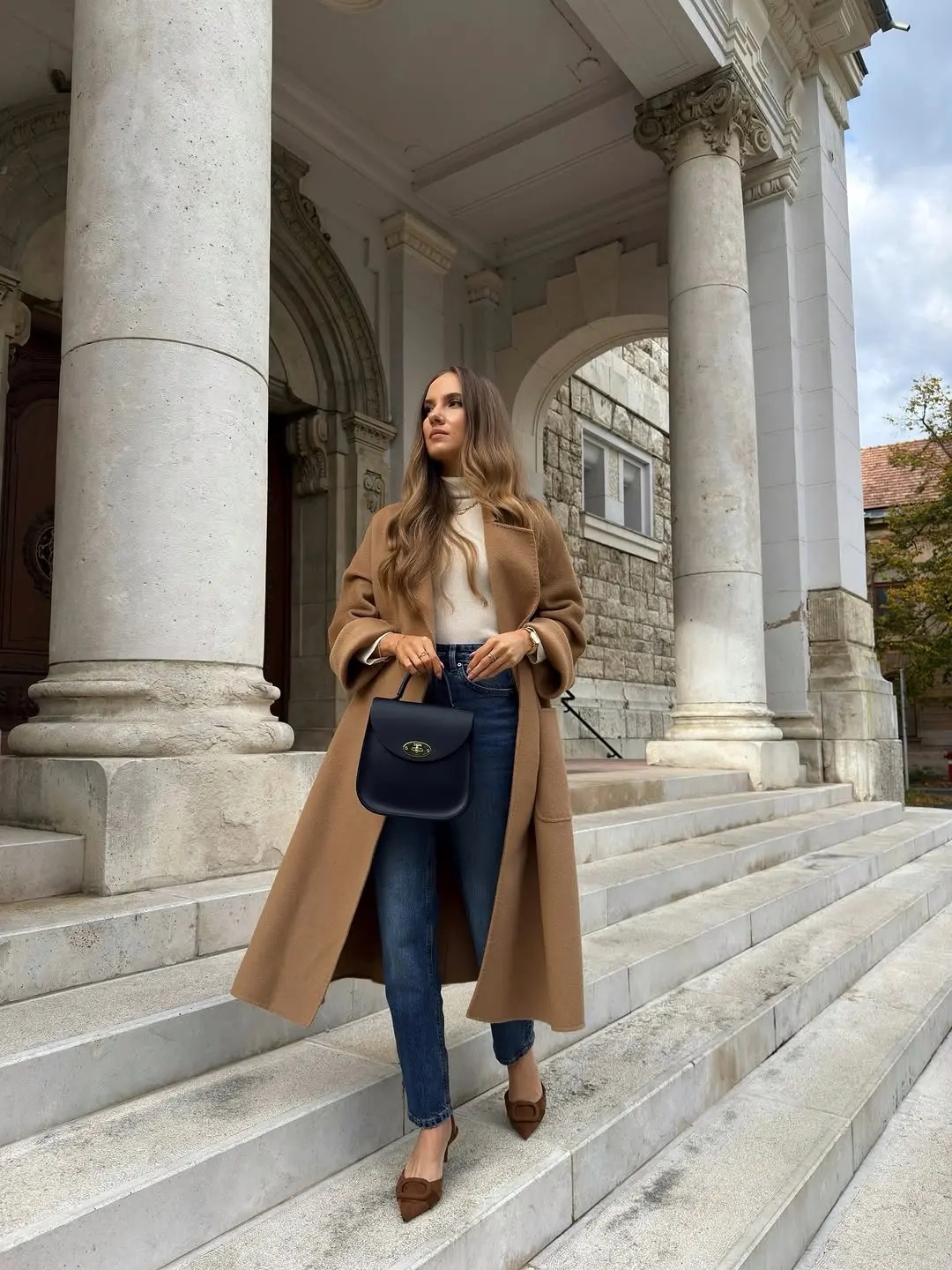 Effortlessly Stylish Casual Chic Look