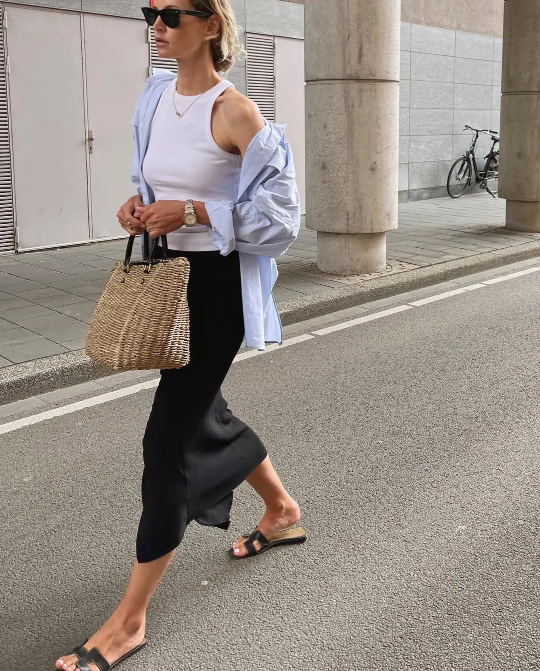 Effortless Elegance with Casual Chic Vibes